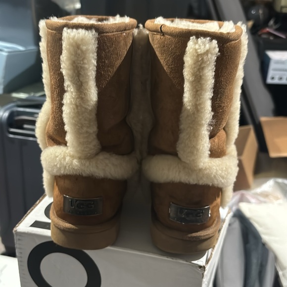 UGG AUSTRALIA CARTER CHESTNUT ANKLE BOOT - Picture 3 of 4